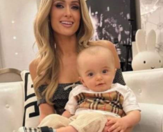 « Il a juste un cerveau géant », a réagi avec force Paris Hilton aux commentaires sur Internet concernant la tête de son fils