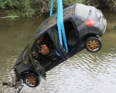 La voiture d’une femme disparue avec sa fille il y a 23 ans retrouvée, ce qu’ils ont découvert est…