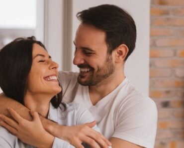 HT10. 8 Healthy Ways to Deepen Emotional in a Relationship