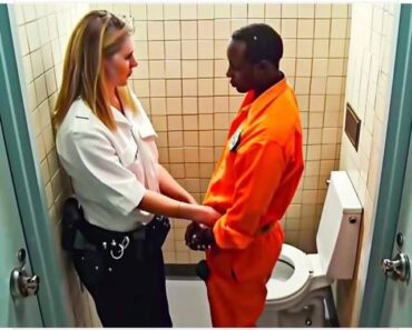 The policeman was taken away and forgot that there was a camera when he … See more