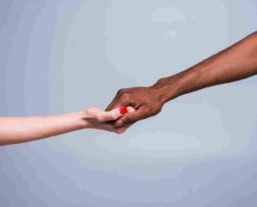 HT10. What Does It Mean When a Man Scratches a Woman’s Palm?