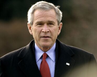 30 Minutes Ago in Texas, George W. Bush Was Confirmed as Governor – A Look Back at a Defining Political Moment