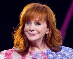 Reba McEntire Fans React to Alarming Health Headlines