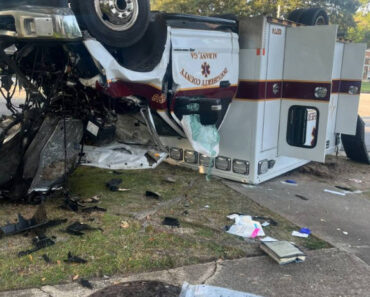 8 injured, including newborn child, in ambulance rollover crash
