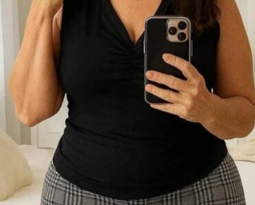 The first time you touch an old woman down there, it feels more! see more!